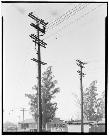 Distribution Lines - Pole Top showing potheads and circuits