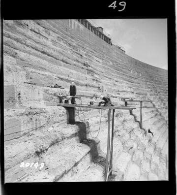 Core drilling setup on D7 and D8