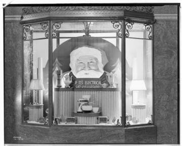 D2.3 - Displays, Window - Edison Building