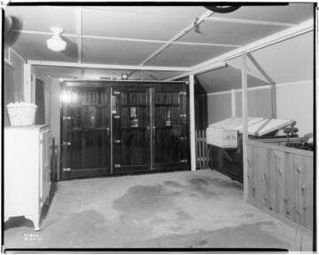 P2 - Poultry - H. H. Garman's Valley View Hatchery