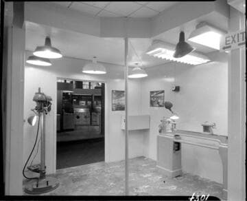 Overhead Lighting demonstration for machine shop at Edison booth