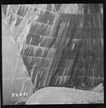 Big Creek, Florence Lake Dam - View of Intrados, Arch #18