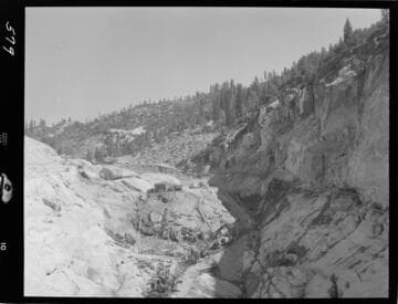Big Creek - Mammoth Pool - General view of rock structure looking upstream