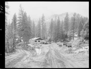 Big Creek - Mammoth Pool - Construction of office building