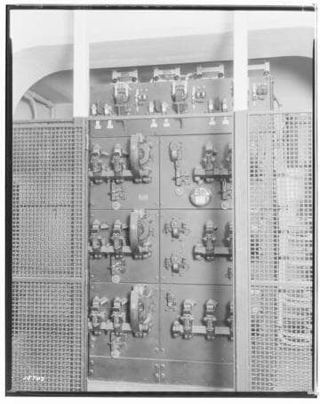 Long Beach Steam Station, Plant #3 - Switch Board
