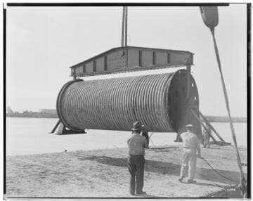 Distribution, Underground - Submarine Cable