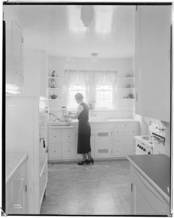 H2.3 - Home Kitchen - Electric Kitchen