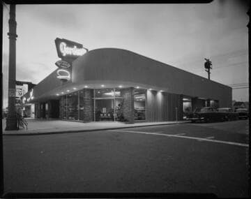 Gordon's Restaurant 5271 at the 200 block of La Verne Ave