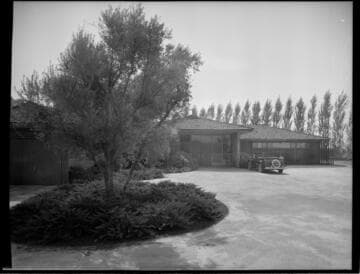 Thomas Church gardens for Joseph E. Howland: [William] Stark residence