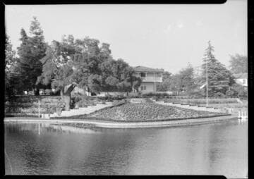 Ellery, Mr. and Mrs. E. C., residence