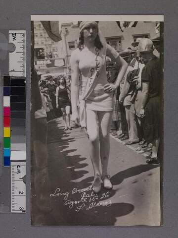 Woman in bathing suit for Long Beach beauty contest, 1926