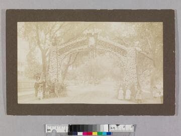 Arch of calla lilies across Marengo Avenue in honor of President and Mrs. Harrison during their visit to Pasadena
