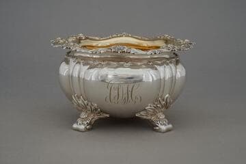 Waste bowl with gilt interior