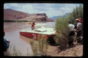 "Big Red" at Lees Ferry