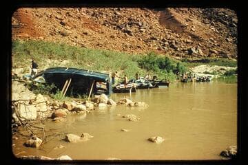 Repairs to "Kitty"; Soap Creek