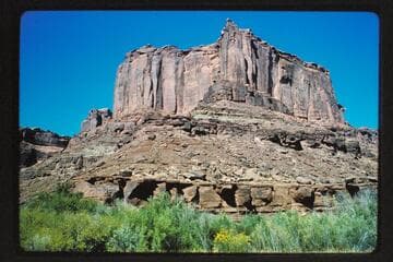 Up river side of Hell Roarin' Canyon