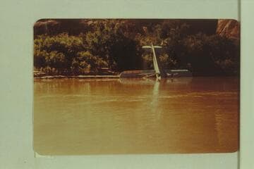 Small plane wrecked in Glen Canyon about 2 1/2 miles above Lees Ferry