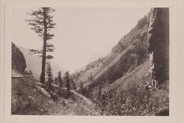 Best Expedition.  Copy of print in Edwards collection.  Photo probably by McCormick