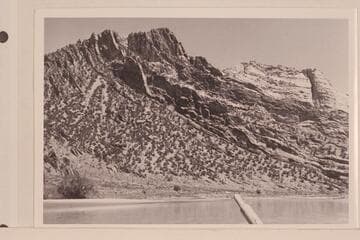 Right bank of Green River at head of Whirlpool Canyon.  End of Steamboat Rock at right