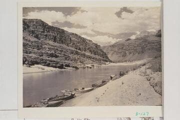 Skiffs of the 1934 crew moored near Mile 75 for lunch stop, 2-3 P.M