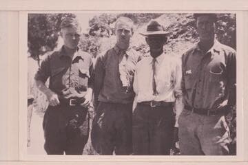 Seager, Weatherhead, Galloway, Adger.  Part of Eddy crew near Kolb studio