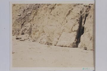 Frank Swain in Monument Creek Rapid.  Bright Angel gauge:  2,070 cfs