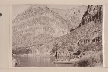 Mooring above the beach at camp- Mile 192