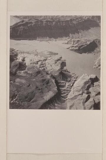 Silt in Lake Mead just below the mouth of Grand Wash.  The silt island at left appears at left in 564 LEMD 1