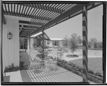 Dickey, Mr. and Mrs. Fred, residence