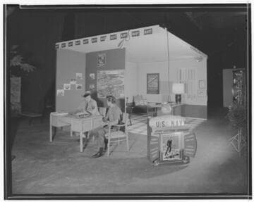 Decorators show: Navy recruiting center booth