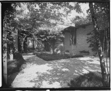 Berger, Arthur and Marie, garden
