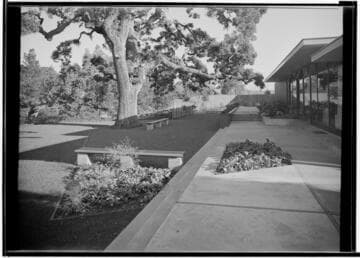 Landscaping images for Joseph E. Howland: "Eckbo job"