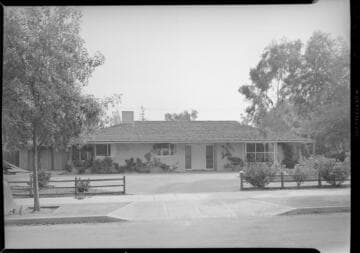 [Unidentified residence]