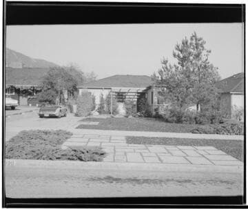 Landscaping for Jean Lawson: Pierpont residence