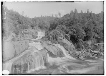 Looking up Big Creek from SJR showing contour penstock ridge