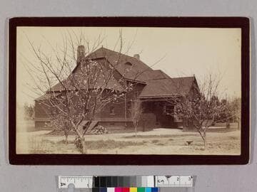 Home of Charles & Mary Saunders on West Walnut St. Pasadena Calif