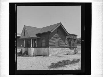House at 1437 Fifth Street, Santa Monica