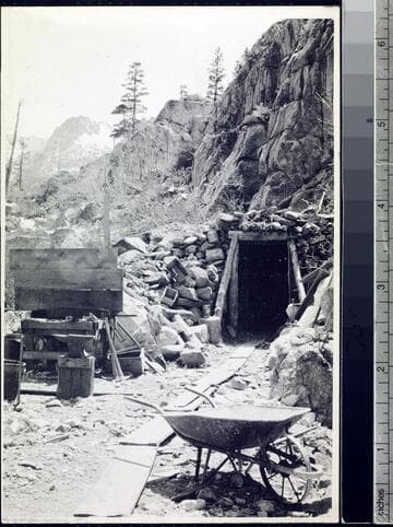 Mine or tunnel portal