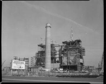 Huntington Beach Generating Station under construction