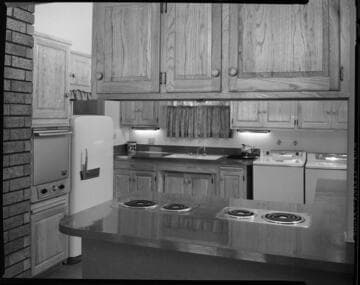 Electric kitchen in a home