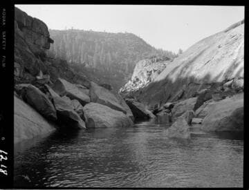 Big Creek - Mammoth Pool - Water rising in gorge