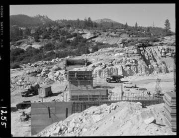 Big Creek - Mammoth Pool - Spillway Bridge forms