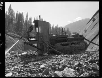 Big Creek - Mammoth Pool - Monitor mounted on TD-24