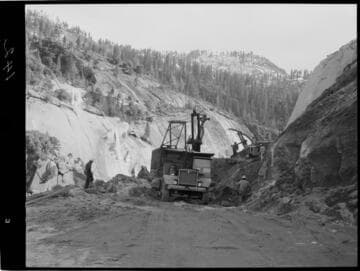 Big Creek - Mammoth Pool - West abutment stripping at dam