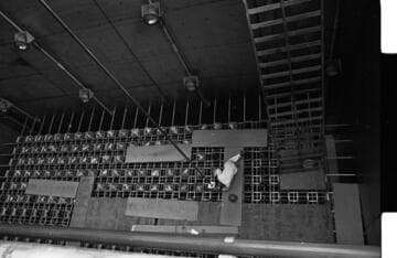 Loading fuel assemblies into Unit 1 reactor core at San Onofre Nuclear Generating Station