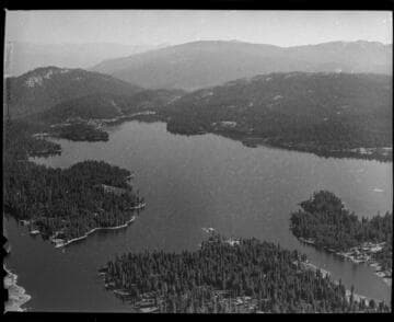 Aerial photo of Shaver Lake