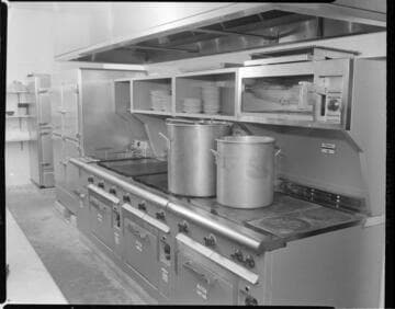 Commercial kitchen