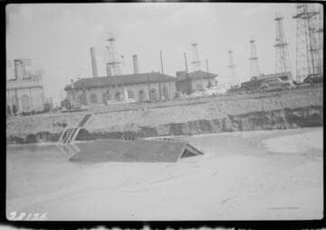 Long Beach Steam Station - Discharge Conduit