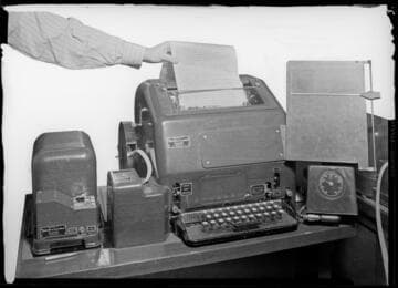 Teletype machine, Los Angeles Times, Los Angeles. 1941