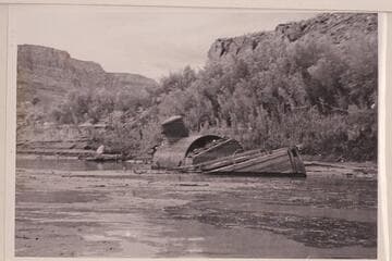 Wreck of steamer "Charles H. Spencer" at Lees Ferry
